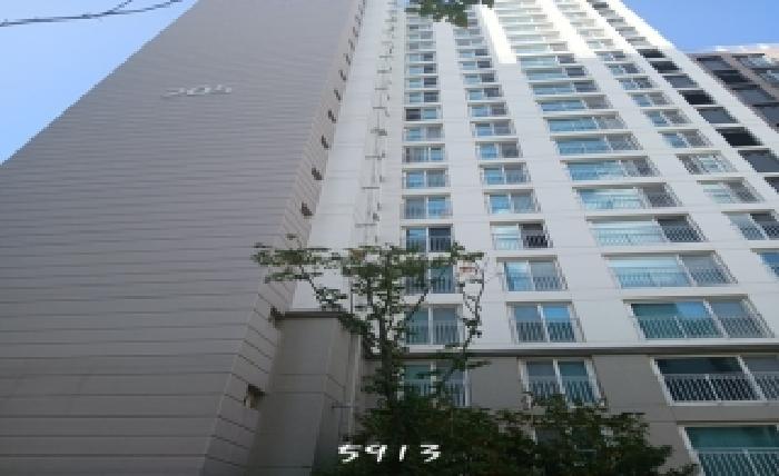 2025타경5913 아파트 · 부산광역시 기장군 기장읍 청강리 868 웨이브리즈 205동 7층703호