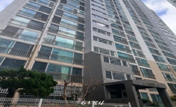 2025타경6184 아파트 · 부산광역시 해운대구 우동 1102-221 센텀현대아파트 103동 17층1701호