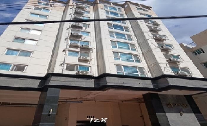 2025타경728 아파트 · 부산광역시 남구 문현동 464-2 대성문문현퀸즈더블유 101동 9층901호
