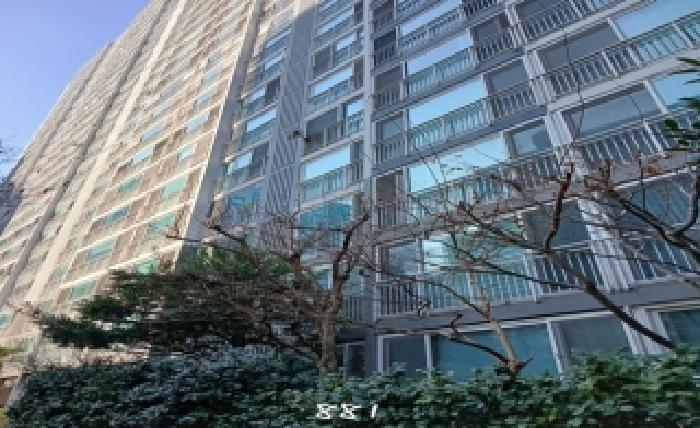 2025타경881 아파트 · 부산광역시 남구 용호동 176-30 엘지메트로시티 138동 22층2202호