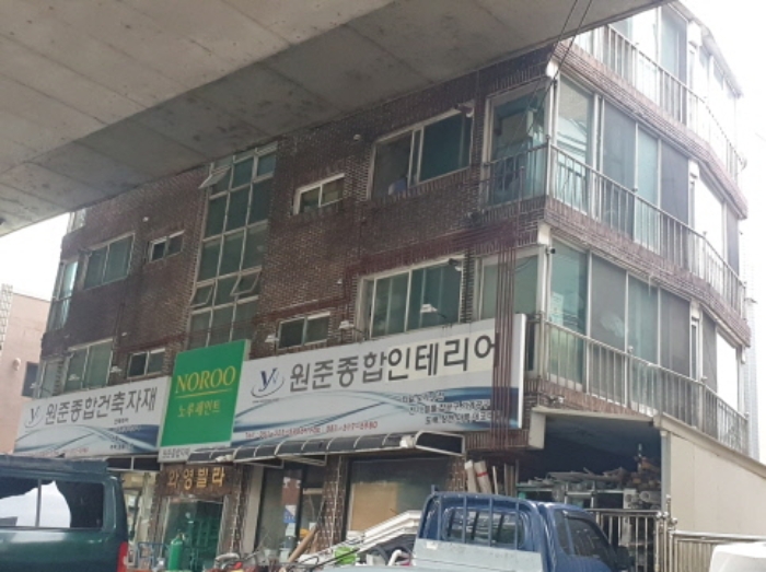2022타경2422 상가근린 · 부산광역시 사상구 백양대로 439 1층101호