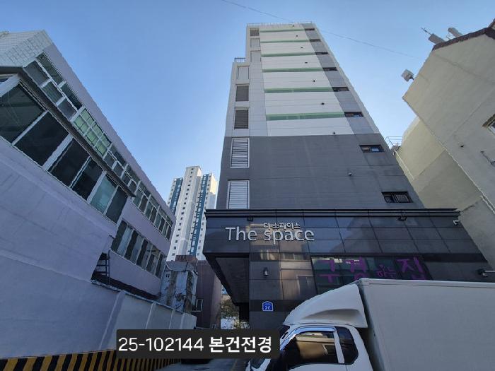 2025타경102144 다세대연립 · 부산광역시 서구 동대신동2가 162-10 더스페이스 101동 4층402호