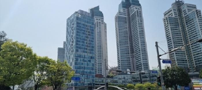 2025타경11170 · 경상남도 창원시 성산구 대원동 121 더시티세븐 시티세븐 13층 팔라조 1303호