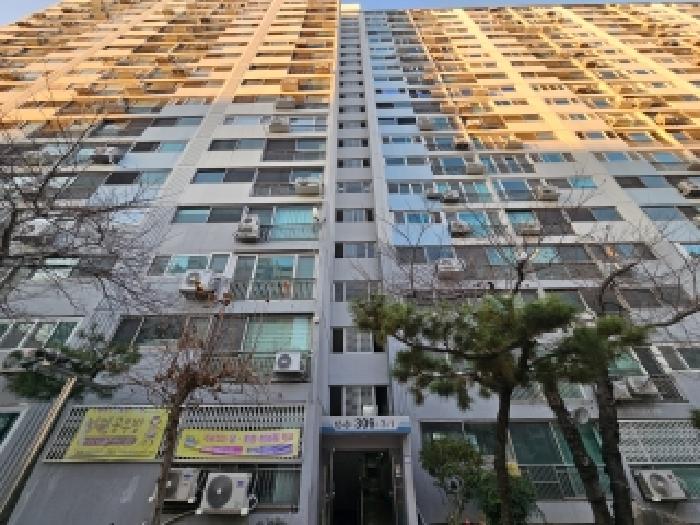 2025타경12486 아파트 · 경상남도 창원시 성산구 대방동 355 성원남산3차아파트 306동 2층207호