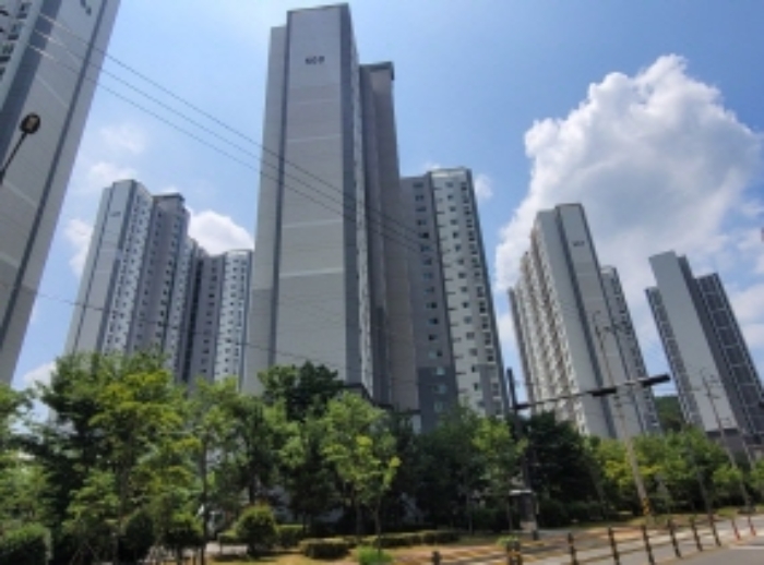 2024타경35790 아파트 · 경상남도 진주시 초장로 120 502동 18층1802호 (초전동,이지더원아파트)