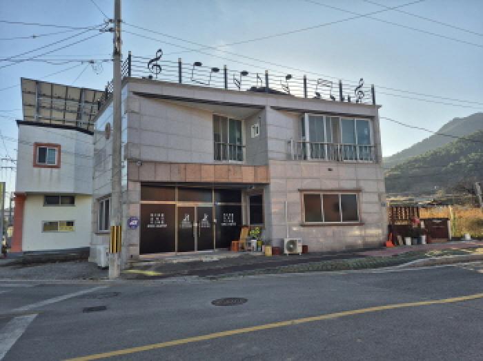 2025타경670 대지 · 경상남도 고성군 거류면 신용리 1027-9