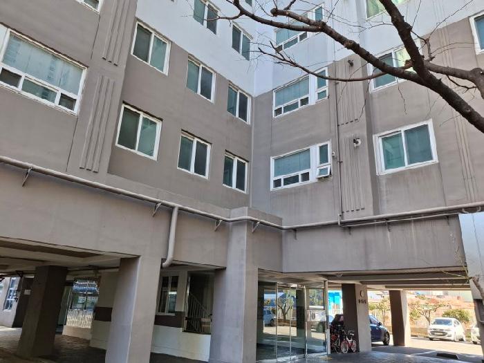 2026타경10112 아파트 · 경상남도 거제시 연초면 죽토리 327 신우희가로아파트 1동 8층812호