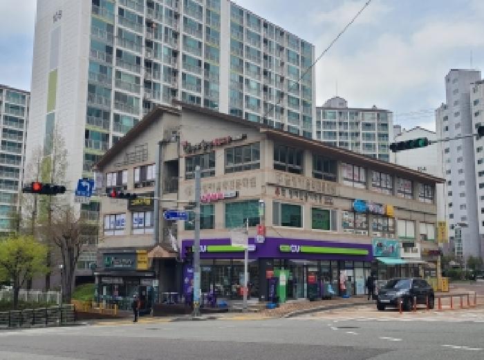 2026타경10377 · 경상남도 거제시 장평동 143 덕산아내1차(상가동) 111동 3층303호