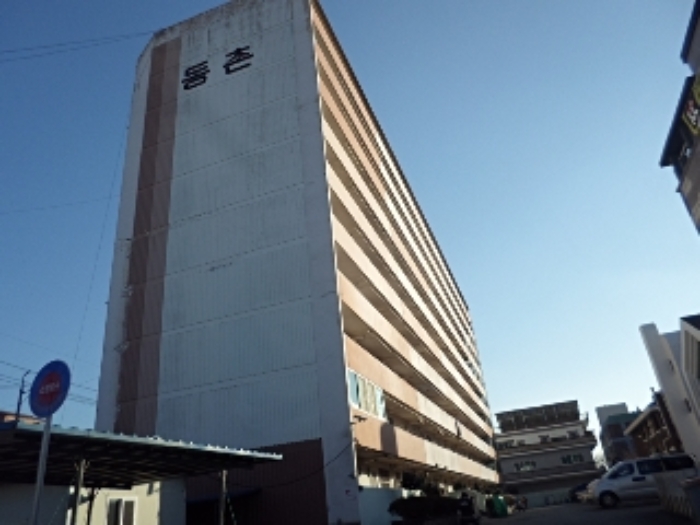 2021타경2894 아파트 · 경상남도 밀양시 하남읍 수산동촌3길 24 1동 8층803호 (동촌아파트)