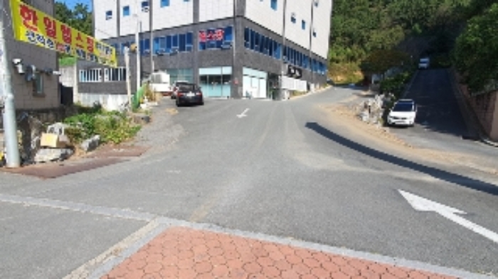 2023타경105323 상가근린 · 경상남도 창원시 마산합포구 진동면 진동리 748-1 지하층101호