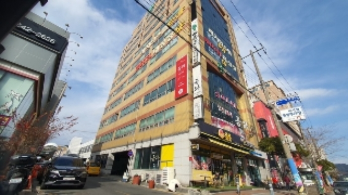 2024타경3431 상가근린 · 경상남도 창원시 마산합포구 해안대로 359 2층201호 (동성동,삼오빌딩)