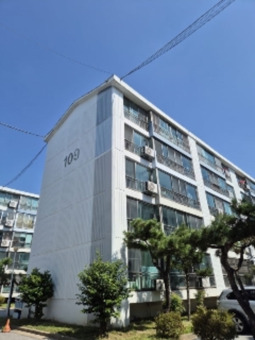 2024타경7572 아파트 · 광주광역시 광산구 월계동 765-2 첨단기지라인아파트 109동 4층409호