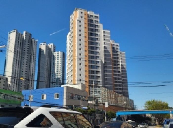 2026타경58 아파트 · 전라남도 여수시 신기동 11 여수신기휴스티지아파트 주거복합동 8층102-803호