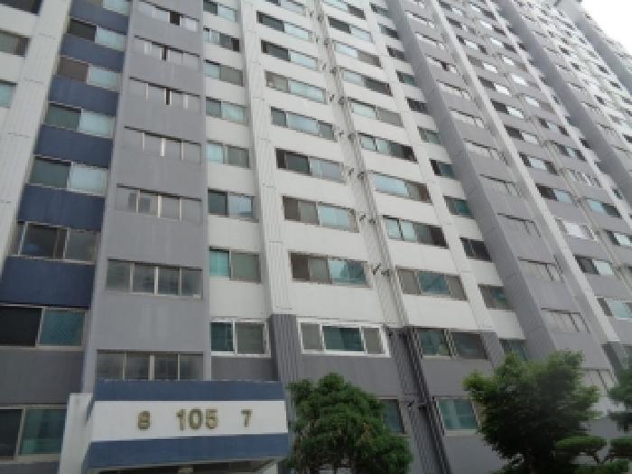 2025타경31220 아파트 · 전북특별자치도 전주시 완산구 평화동2가 336-6 현대아파트 105동 2층208호