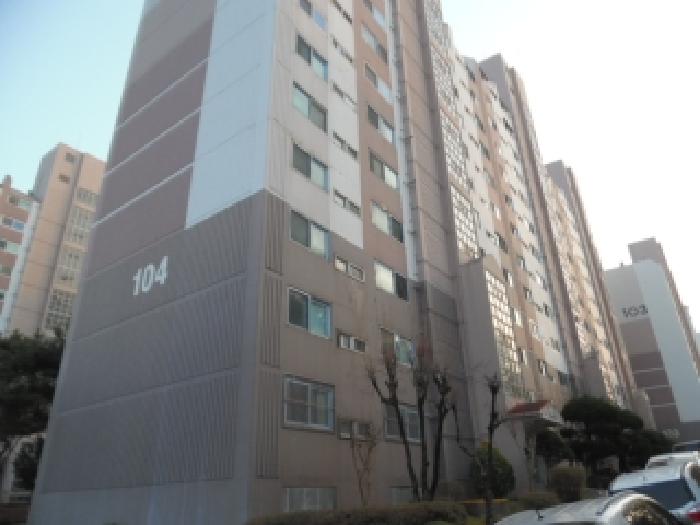 2026타경111 아파트 · 전북특별자치도 전주시 완산구 삼천동1가 740-1 금호청솔아파트 104동 1층104호