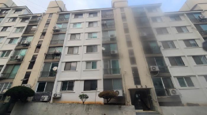 2025타경643 아파트 · 전북특별자치도 군산시 나운동 786-1 명성타운 가동 3층307호