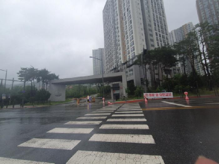 2025타경71830 아파트 · 경기도 남양주시 평내동 661 평내호평역대명루첸포레스티움 110동 11층1101호