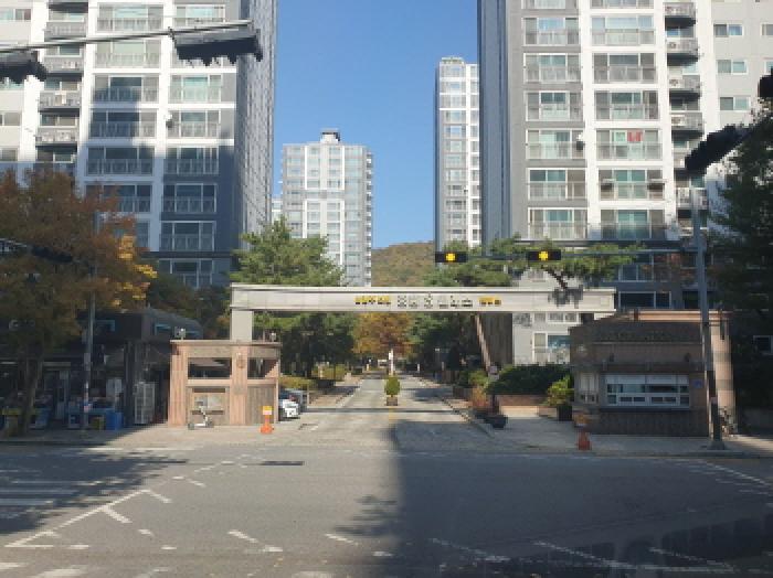 2025타경72349 아파트 · 경기도 남양주시 호평동 680 호평마을중흥에스-클래스로하스 1905동 9층901호