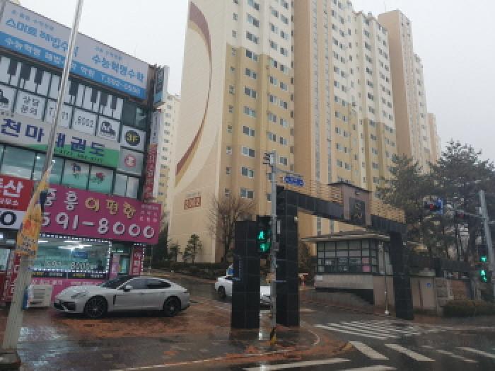 2025타경72646 아파트 · 경기도 남양주시 평내동 599 평내마을중흥에스-클래스 2001동 2층 203호