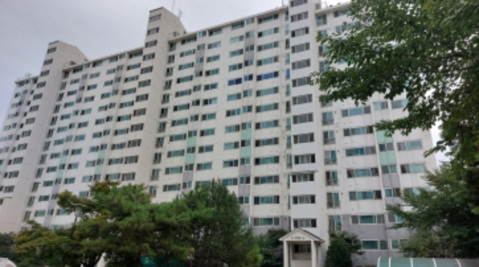 2022타경4065 아파트 · 경기도 고양시 일산동구 공릉천로 64-0