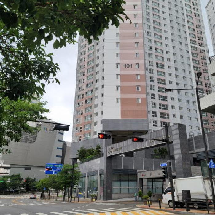 2025타경3285 아파트 · 경기도 고양시 일산동구 장항동 1784 힐스테이트킨텍스레이크뷰 101동 3층301호