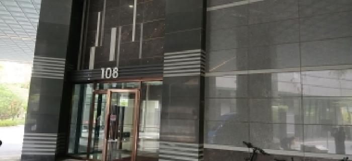2026타경61053 아파트 · 경기도 고양시 일산서구 탄현동 1640 일산두산위브더제니스 108동 44층4401호