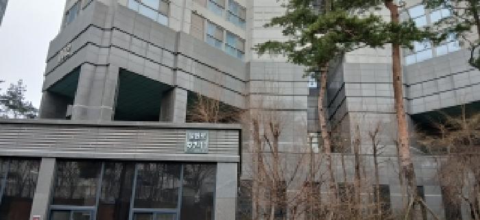 2026타경61437 아파트 · 경기도 고양시 일산서구 탄현동 1640 일산두산위브더제니스 102동 23층2303호