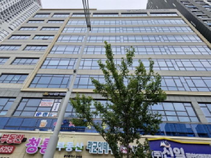 2025타경52243 상가근린 · 경기도 안산시 단원구 성곡동 838 반달섬라군타워 2층203호